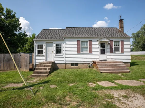206 W Railroad St, Etna Green, IN 46524