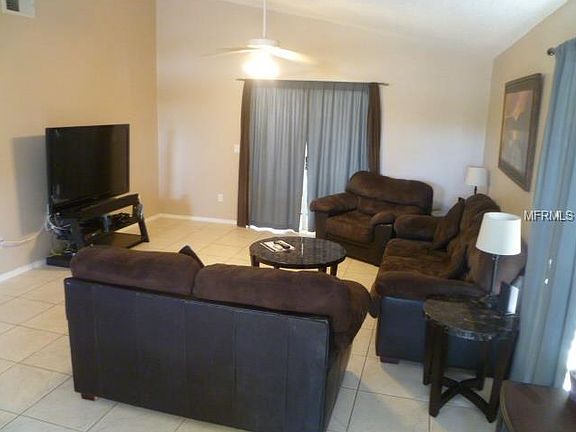 4th image of 1421 Brook Hollow Dr