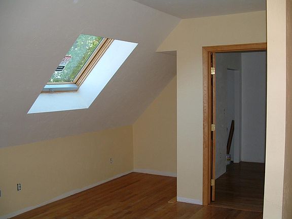 3rd image of 53 Marlboro St #2
