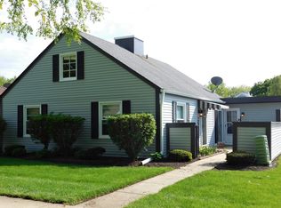 125 Garden Dr, Montgomery, IL