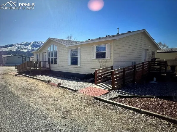 941 Maple Dr, Salida, CO 81201