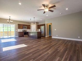 342-346 North Allen Street, Bennington, NE 68007