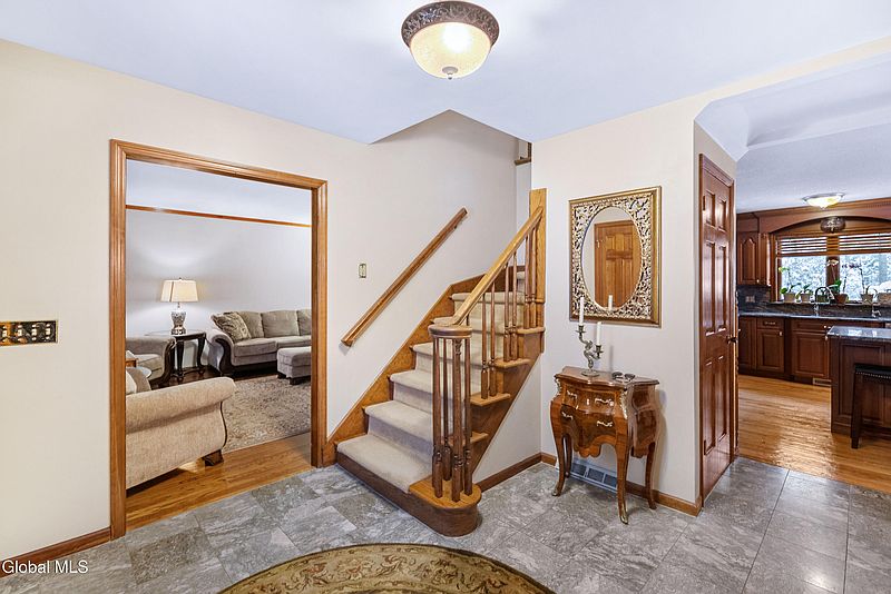 4th image of 16 Innisbrook Drive