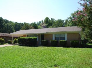 1908 Glenhaven St, Corinth, MS 38834