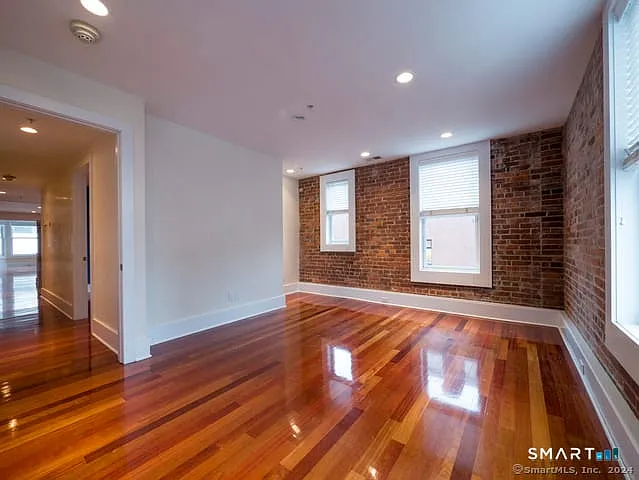 116 Crown St #3A — Photo 13