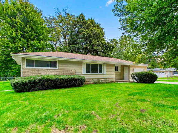 1526 Division St, Metamora, IL 61548