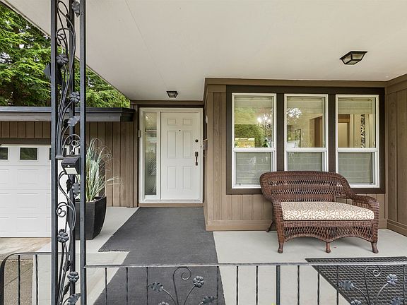 4th image of 2509 Alderview St