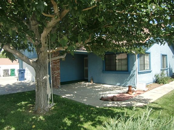 3rd image of 2747 E Avenue K