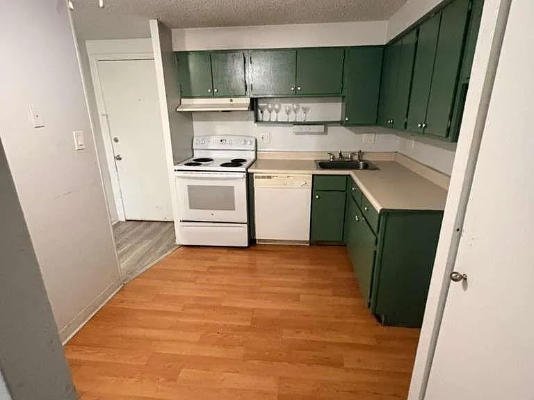 8822 E Florida Ave #112 — Photo 11
