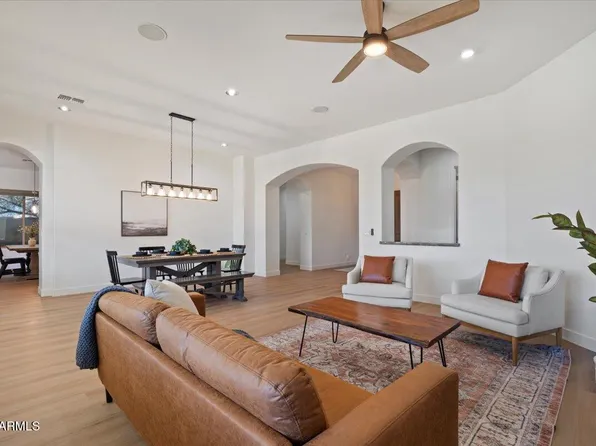 2025 W CALLE DEL SOL --, Phoenix, AZ 85085