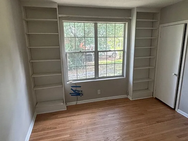 5321 Rollins Ave — Photo 13