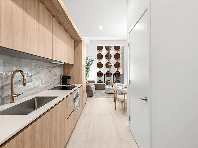 77 SE 5th St #507 — Photo 7