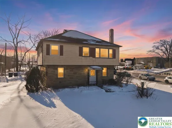 326 Main St, Stockertown, PA 18083