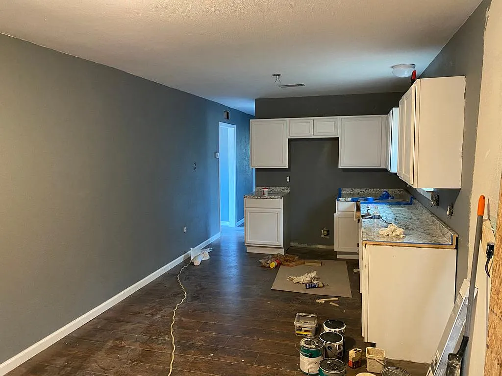 Building Photo - 2154 Fairway Dr