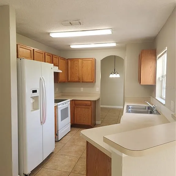 1405 Teal Ct — Photo 8
