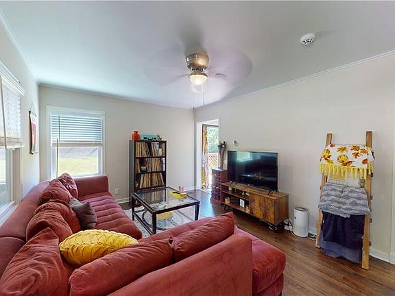 4th image of 2928 N 43rd St
