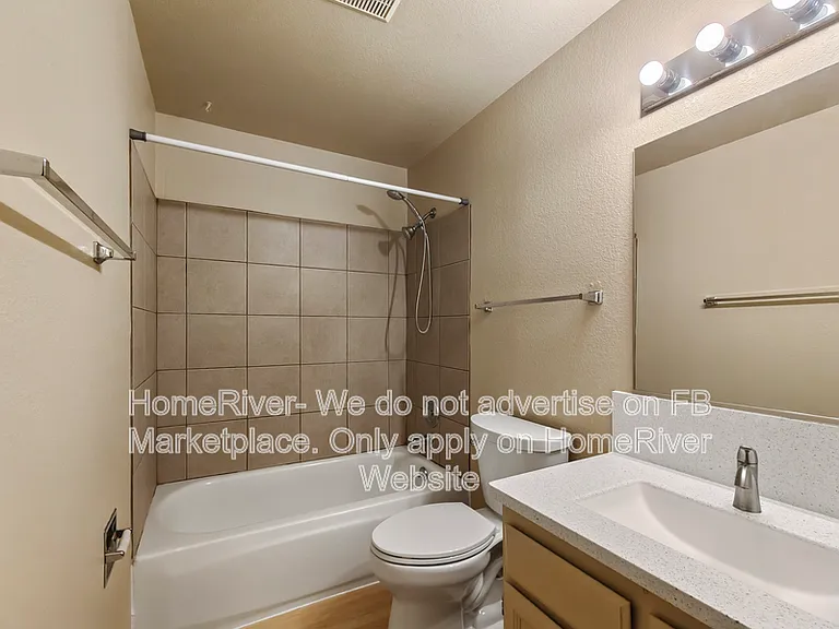 1808 S Lawson St #409 — Photo 7