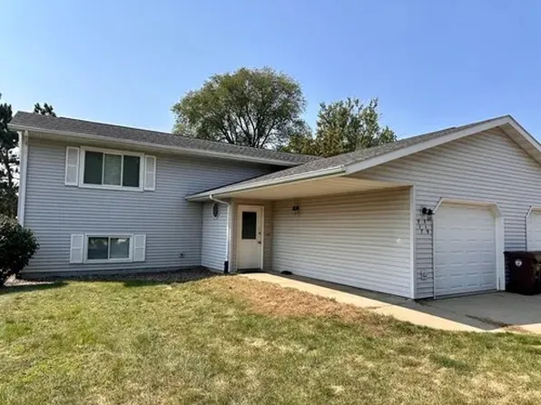519 Bluebird Ct, Onalaska, WI 54650
