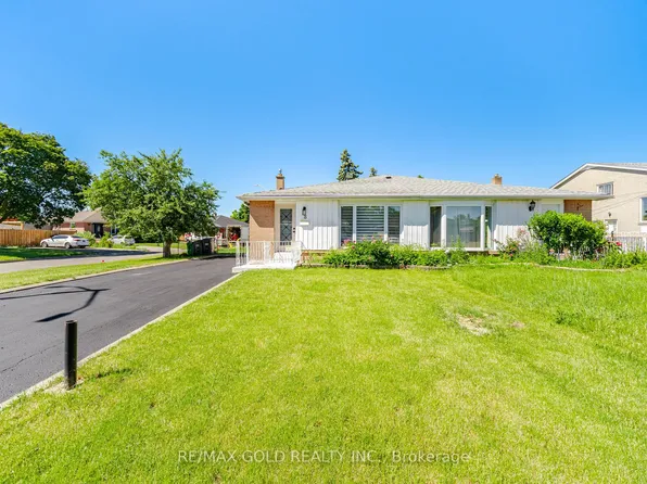 8 Athlone Ave, Brampton, ON L6T 2N7