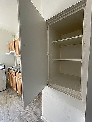 3rd image of 608 W 204th St #53