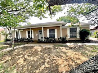 7409 Pebbleford Rd, Fort Worth, TX 76134