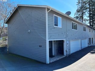 819 Easy St APT 1, Brookings, OR
