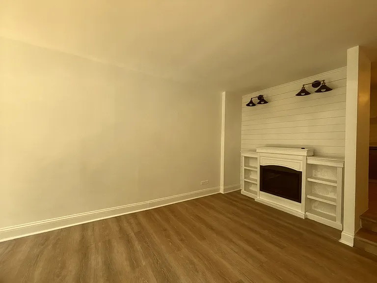 230 E Ontario St #1306 — Photo 3