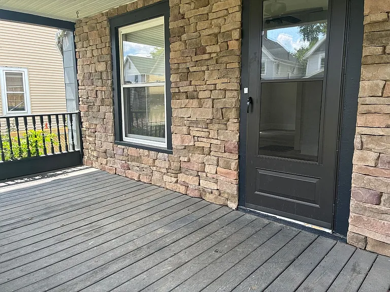 118 Floral Ct — Photo 6