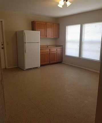 4th image of 5703 Three Springs Dr