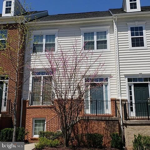 1st image of 631 Spectator Ave