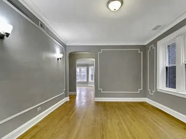 7925 S Trumbull Ave #1S — Photo 8