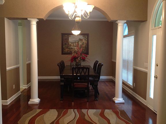 Dining room off foyer
