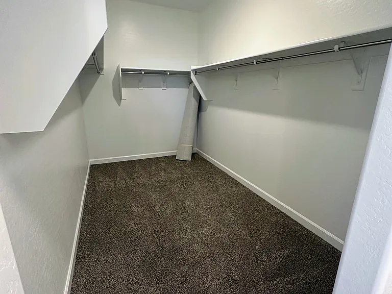 5514 E Rock Bush Ln — Photo 11