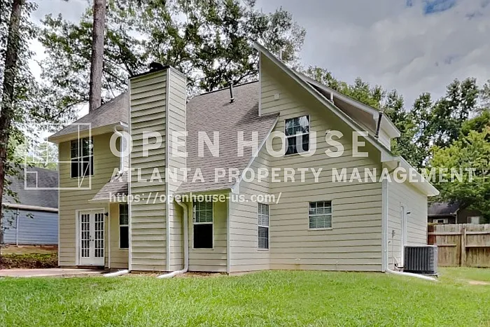 4015 Sharon Woods Dr — Photo 18