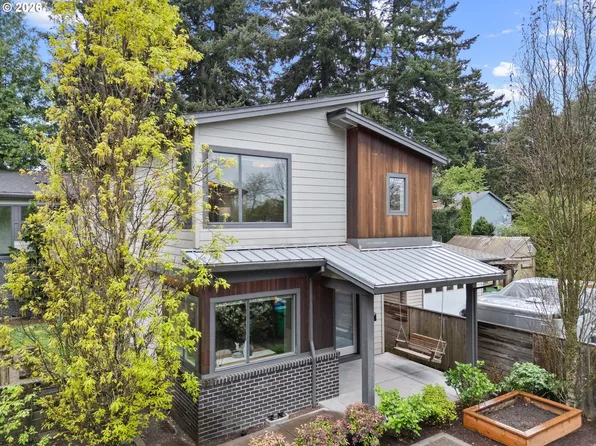 7667 SE Sherman Ct, Portland, OR 97215