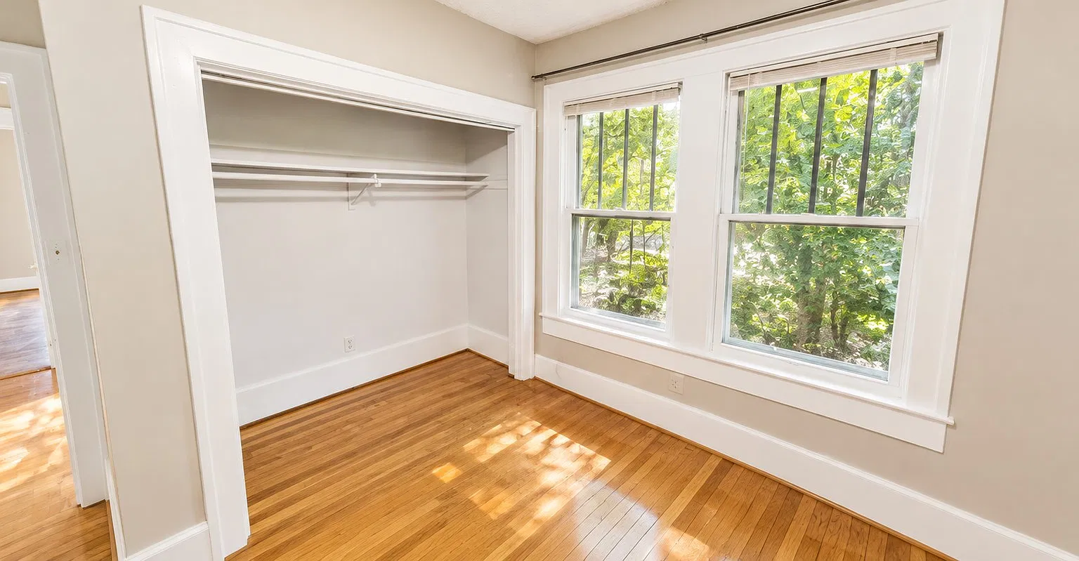 3 bed, 1200 sqft, $3,000 — Photo 4