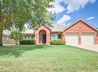 2102 Hillary Trl, Mansfield, TX 76063