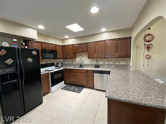 2nd image of 6117 W Washington Ave