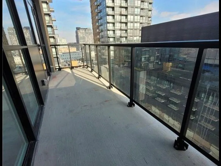 108 Garment St #902 — Photo 11