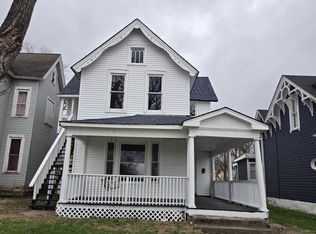 827 S Limestone St, Springfield, OH 45505