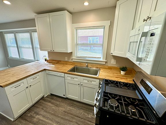 3rd image of 5026 Woodland Ave