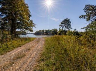 Tan Dr, Dandridge, TN 37725