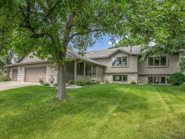 1921 Circle Ct NW, Sauk Rapids, MN 56379