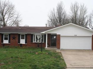 1340 E Bonaire Dr, Springfield, MO 65803