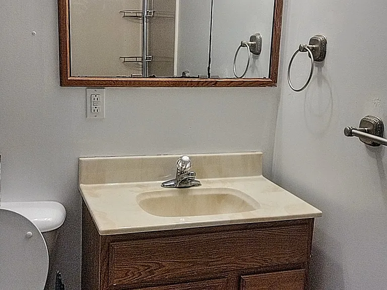 305 N Washington St #2 — Photo 6