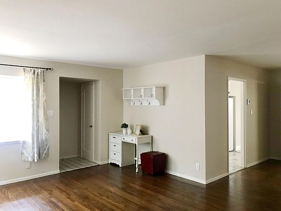 4th image of 674 Wellsbury Way