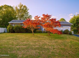 872 Red Oaks Dr, Long Branch, NJ 07740