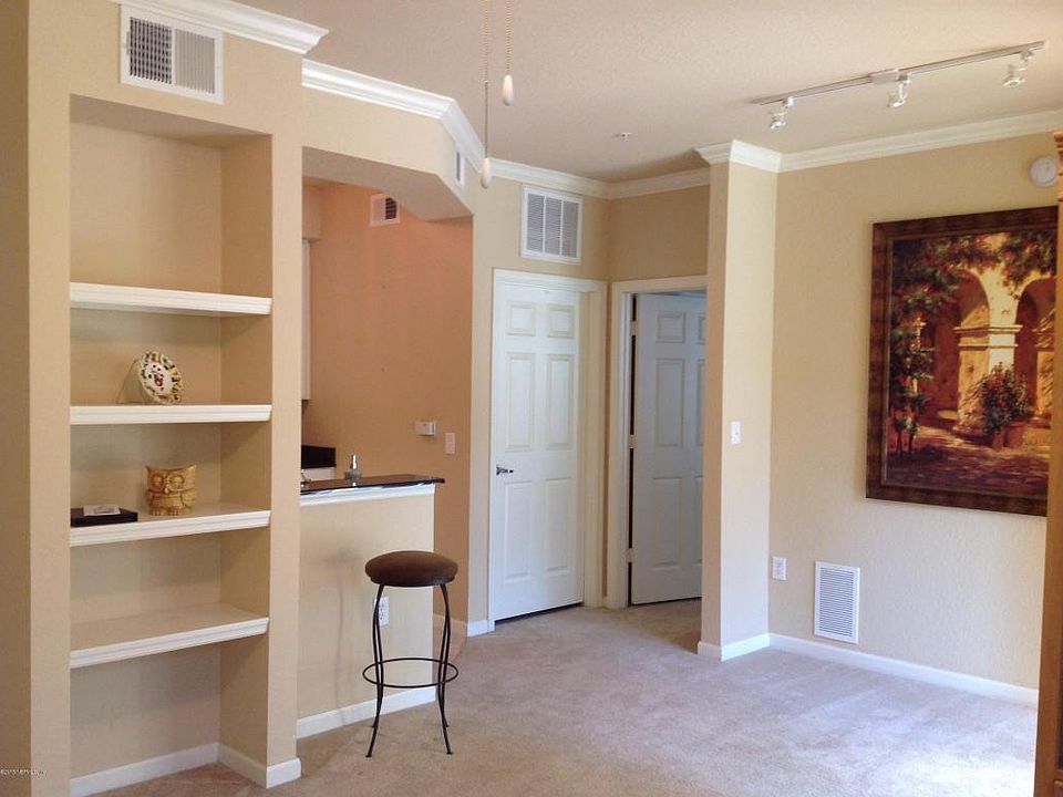 1st image of 8539 W Gate Pkwy Unit 1516