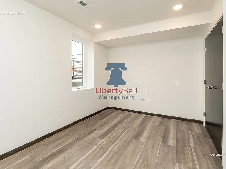 5734 WALNUT — Photo 10