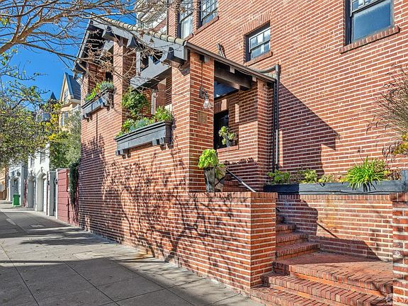 4th image of 3334 Clay Street